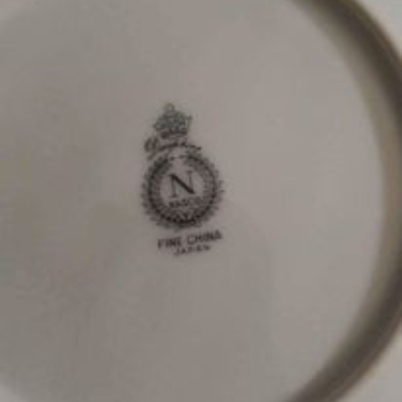 NASCO FINE CHINA DAUPHINE PATTERN 4 saucers - Picture 3 of 3
